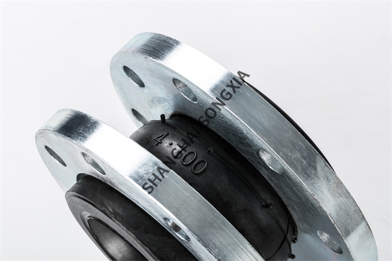 碳鋼法蘭消防水泵房橡膠接頭的優勢有哪些？