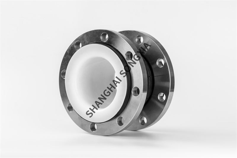 316不銹鋼自來水設(shè)備橡膠接頭是如何制造的?