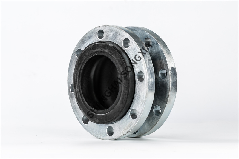 DN125水務(wù)橡膠接頭的優(yōu)點有哪些?